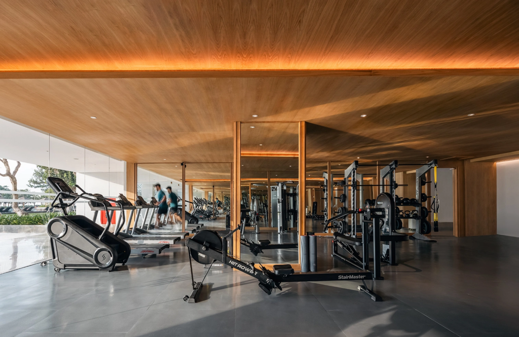 Choosing the Right Luxury Resort in Bali: Beachfront, Wellness & Private Retreat Experiences Compared 12 Choosing the Right Luxury Resort in Bali: Beachfront, Wellness & Private Retreat Experiences Compared 11