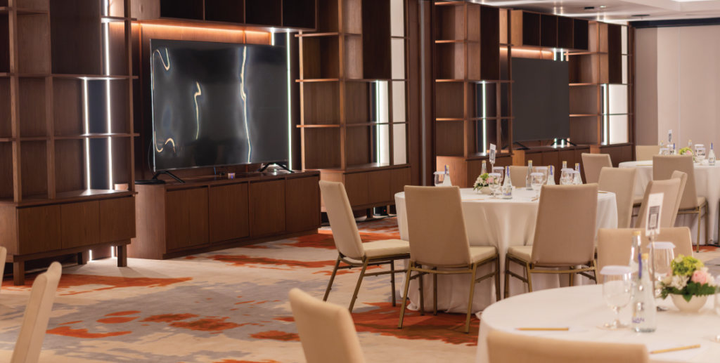 Luxury Weddings in Sanur: Intimate Celebrations by the Sea 31