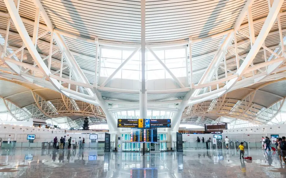 How to Get to Sanur in 2026: Airport Transfers & Taxis 4