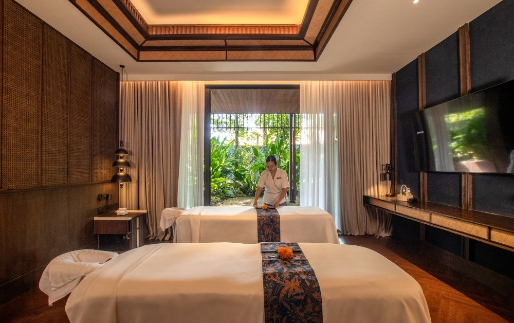 Travelers enjoying a relaxing holiday in Sanur Bali 4 days 3 nights