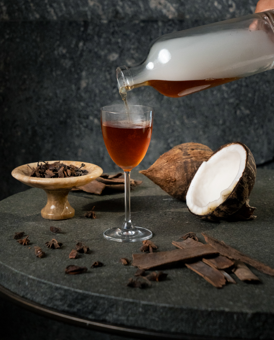 Step into a world of timeless sophistication. This bold, spirit-forward creation pairs the deep warmth of premium Bourbon with our artisanal Mesoyi Gomme and house-infused Mesoyi Vermouth. Rich, aromatic, and deeply complex, it is a masterclass in modern luxury for the true connoisseur.