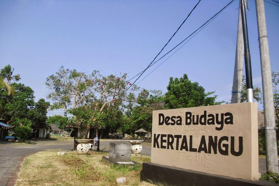 Ultimate 2026 Guide to Kertalangu Cultural Village, Bali 2 Scenic rice fields, cultural attractions, and walking paths at Kertalangu Cultural Village, Bali.