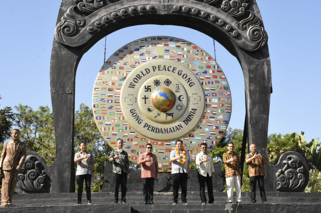 Ultimate 2026 Guide to Kertalangu Cultural Village, Bali 4 Scenic rice fields, cultural attractions, and walking paths at Kertalangu Cultural Village, Bali.