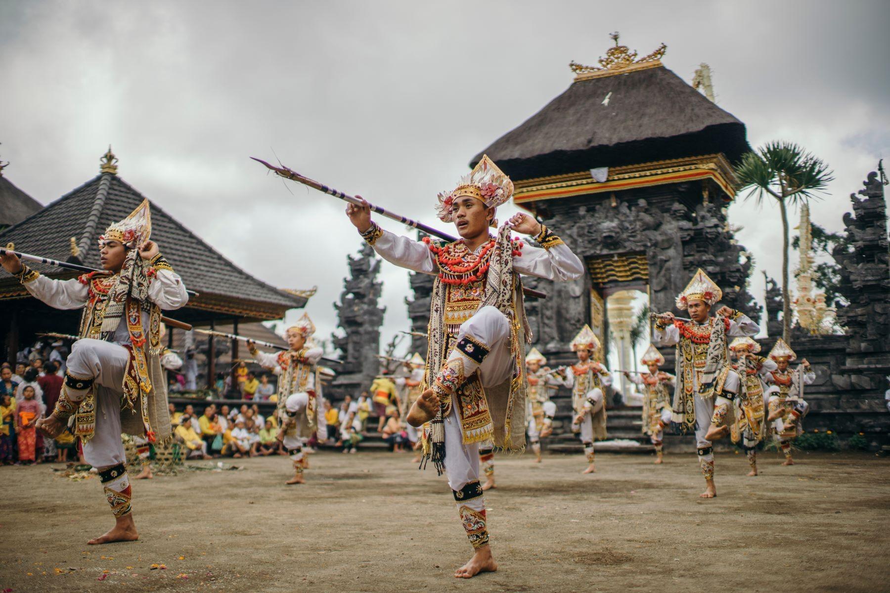 Balinese Dance: A Complete Guide to Bali's Sacred Art of Movement 4 balinese dance – Bebali — Semi-Sacred Dances