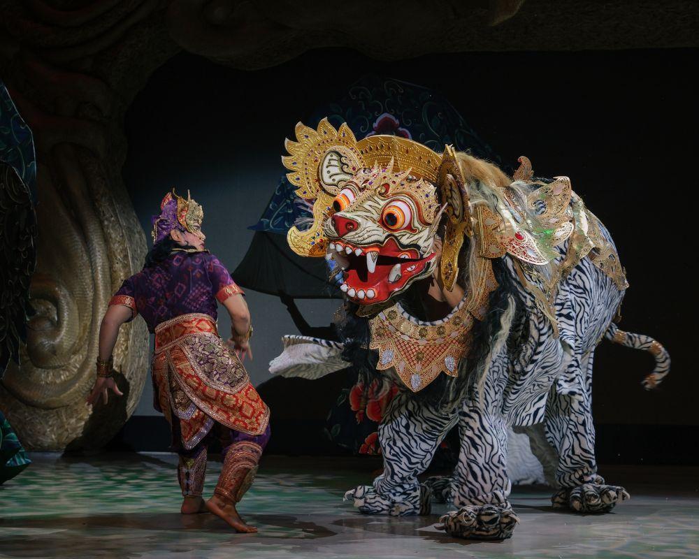 Balinese Dance: A Complete Guide to Bali's Sacred Art of Movement 7 balinese dance – Barong