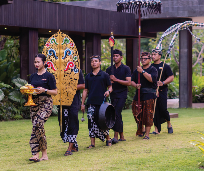 The Sandikala Ritual: Understanding Bali's Sacred Twilight Hour 5 Experiencing the Sandikala Ritual at The Meru Sanur