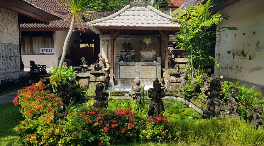 sanur in september – Le Mayeur Museum