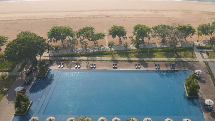 Honeymoon Resorts in Sanur Bali 2026: Romantic Getaway Guide 14 The Meru Sanur