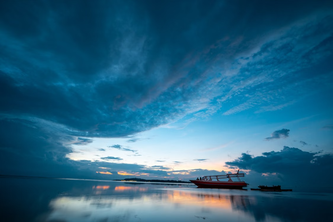 Sanur in December 2026: Weather, Events & Where to Stay 2 sanur in december – Sea Conditions and Humidity